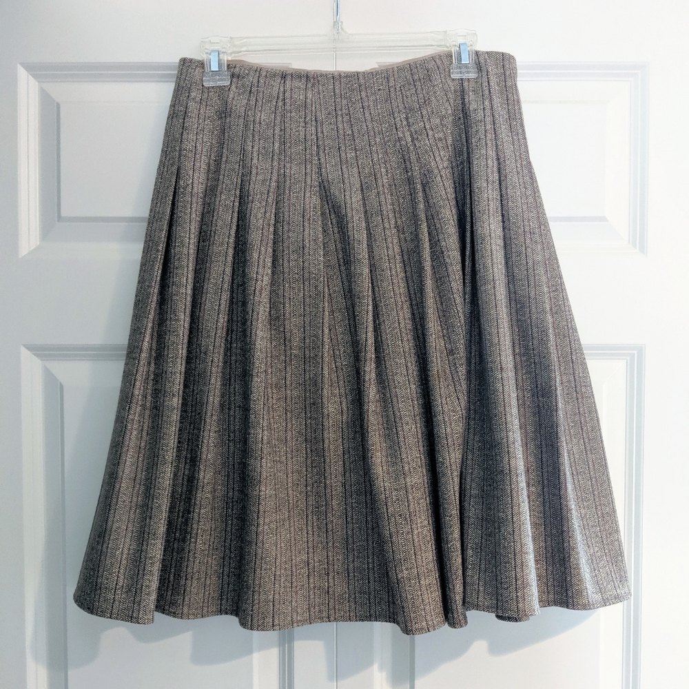 Vintage tan wool tweed A-line skirt.